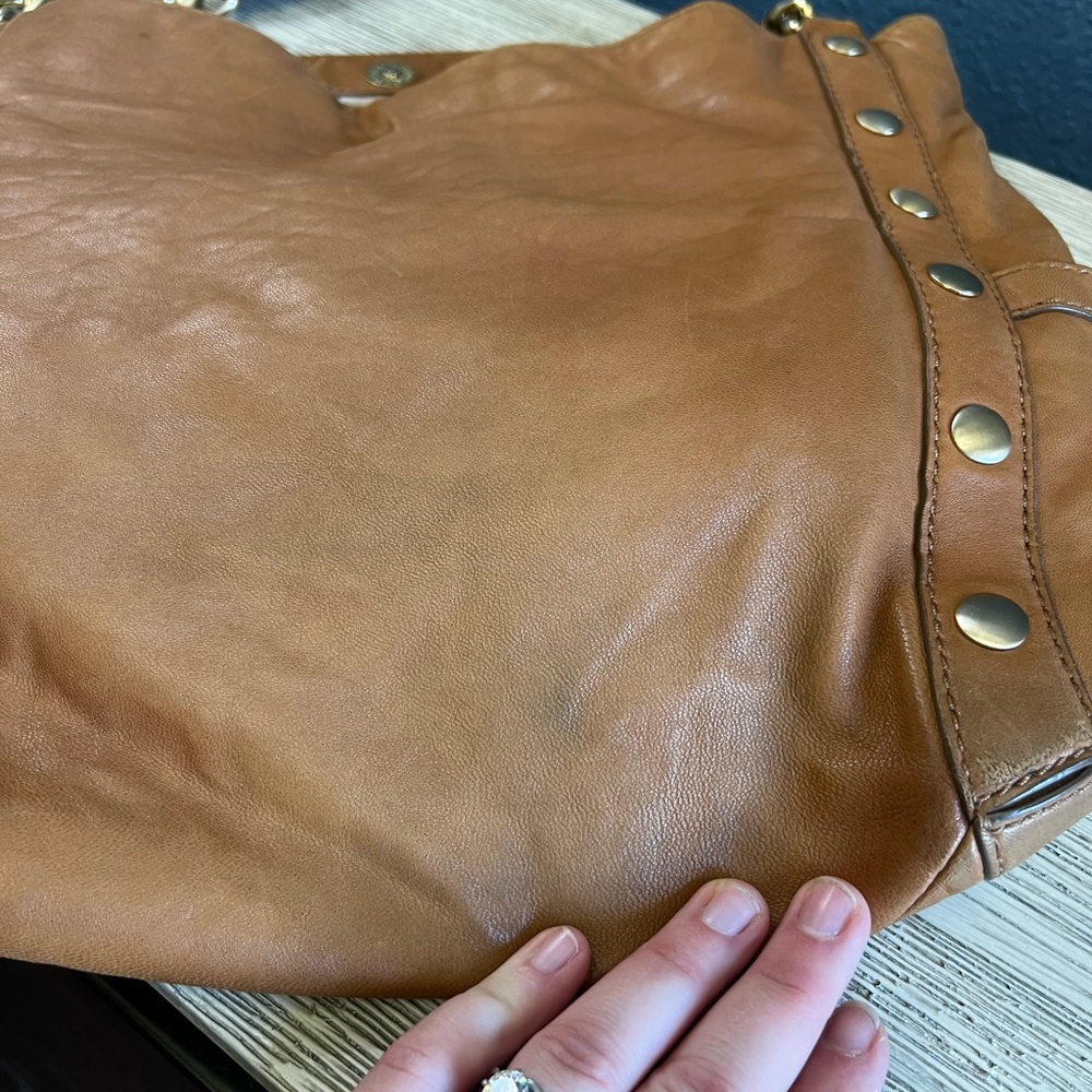 Vintage Michael Kors Tan Leather Shoulder Bag with Gold Accents - Picture 7 of 16